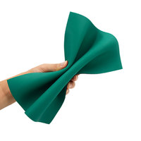 Vente directe en usine de tapis ESD de table en caoutchouc antistatique vert produit de sécurité de tapis ESD non conducteur