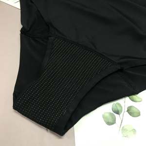 กางเกงในประจำเดือนแบบ 4 ชั้น ผ้าไนลอน ซึมซับดีเยี่ยม ป้องกันการรั่วซึม ไร้รอยต่อ แบบชิ้นเดียว - Product Image 5