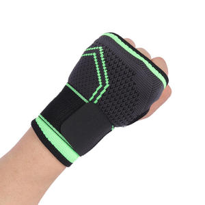 Attelle de poignet ajustable et respirante pour le sport, support de poignet ajusté, bandage de maintien avec sangle réglable – Offre Spéciale - Product Image 4