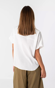 Chemisier Rétro <span class=keywords><strong>Femme</strong></span> 2026 Personnalisé à Col Mandarin et Manches Courtes en Coton Modal avec Boutons Chinois, Hauts Vintage OEM/ODM - Product Image 2