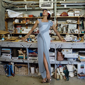 Vestido de Noche Sirena Natural Azul Satinado con Tirantes Espagueti SF365 de Sharon Said, Plisado, Abertura Lateral, Volantes, Hecho a Mano, para Mujer, Boda - Product Image 2