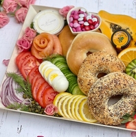 2024 nouvelles inventions cuisine personnalisée restauration luxe servant petit déjeuner pain Sushi Acacia bois plateaux alimentaires jetables