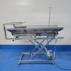 Table d'opération électrique en acier inoxydable 304 avec système de chauffage et <span class=keywords><strong>alimentation</strong></span> électrique intégrée pour usage chirurgical vétérinaire - Product Image 2