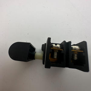 Interruptor Bloqueable de 6A y 110V para Máquina de Cortar Mármol, Fuente de Alimentación a Prueba de Polvo 4100 para Maquinaria de Piedra - Product Image 2