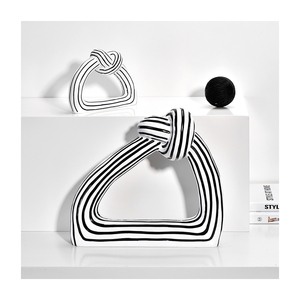 Intérieur créatif rayures noires <span class=keywords><strong>et</strong></span> blanches décoration abstraite de la <span class=keywords><strong>maison</strong></span> salon hôtel bureau accessoires d'art - Product Image 1