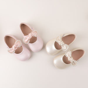 Nuevos Zapatos Planos Personalizables <span class=keywords><strong>para</strong></span> Niñas, Zapatos de Princesa <span class=keywords><strong>para</strong></span> <span class=keywords><strong>Bebés</strong></span>, Zapatos de Baile <span class=keywords><strong>para</strong></span> Niños <span class=keywords><strong>para</strong></span> Fiestas, Zapatos Casuales <span class=keywords><strong>con</strong></span> Lazo de Perlas - Product Image 1
