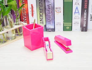 Huisen <span class=keywords><strong>caldo</strong></span> di vendita di alta qualità acrilico di <span class=keywords><strong>plastica</strong></span> rosa cucitrice <span class=keywords><strong>per</strong></span> l'ufficio - Product Image 5