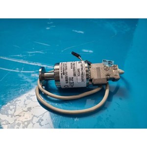 Transducteur de pression numérique MKS 51A52TGA2BA300, utilisé comme pièce détachée pour équipement semi-conducteur d'époque - Product Image 6