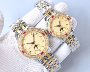 Nos hemos visto antes. Eres el único para mí. Se ajusta cómodamente al muñeca, manteniendo la elegancia. Reloj Mecánico para Pareja - Product Image 1