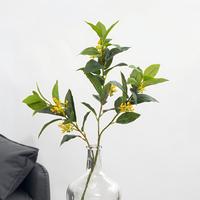 Bunga Osmanthus Palsu Berkualitas Tinggi Plastik Hijau 65cm Tahan Lama untuk Alat Peraga Fotografi Hiasan Festival