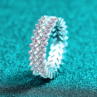 Bague d'éternité en argent sterling 925 plaqué rhodium avec moissanite certifiée GRA, 3 rangs, coupe princesse, entièrement pavée, luxe, mariage