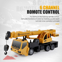 Vente en gros de grue mobile télécommandée 2,4 G à 6 canaux avec lumière clignotante, batterie rechargeable 3,7 V, jouet de construction RC