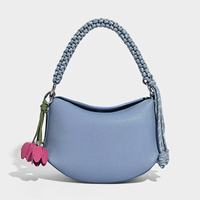 Sac bandoulière croisé haut de gamme pour femme en forme de croissant avec doubles poignées tressées, en cuir PU imperméable, grande capacité