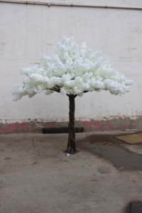 Albero di fiori artificiali con fiori di velluto di neve - Product Image 3