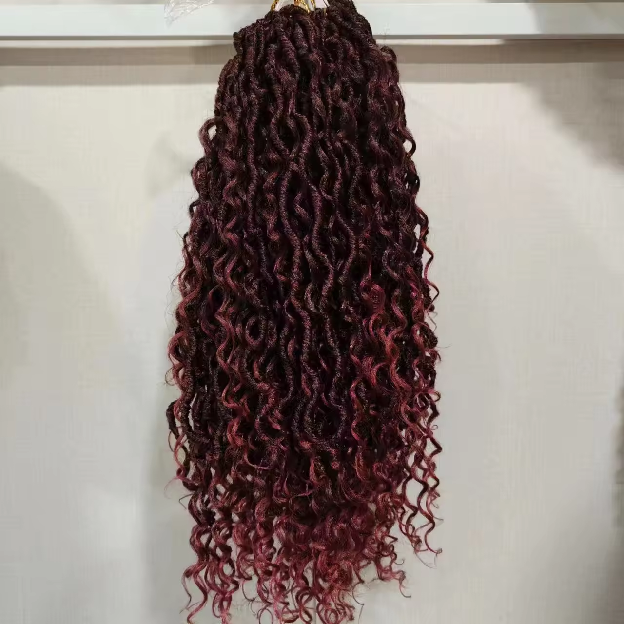 Concubina-1b-bug con treccia sporca