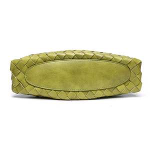 Sac pour femme tissé à la main, esthétique rétro de niche - Sac fourre-tout polyvalent à porter sous le bras / Sac de marché - Product Image 5