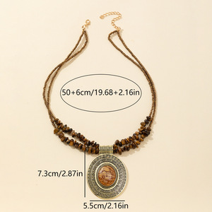 Collier vintage turquoise, pendentif rond classique, perles de gravier, design bohème, vente en gros, bijoux pour femmes - Product Image 2