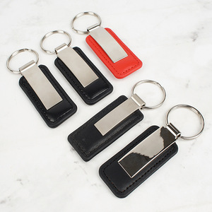 Wholesale Genuine PU Leather Keychain with UV Printed Laser Engraved Design Promotional Carabiner Key Ring