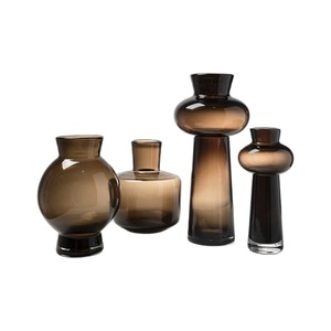 Vase en verre brun épais <span class=keywords><strong>de</strong></span> style nordique <span class=keywords><strong>de</strong></span> luxe - Base lourde Décoration d'intérieur moderne Élégant <span class=keywords><strong>centre</strong></span> <span class=keywords><strong>de</strong></span> <span class=keywords><strong>table</strong></span> pour le <span class=keywords><strong>salon</strong></span> Affichage sur <span class=keywords><strong>table</strong></span> - Product Image 5