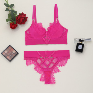 Nouvel ensemble deux pièces de lingerie sexy pour femme, style européen et américain, avec broderie en dentelle et effet push-up - Product Image 5