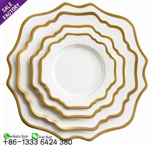 Fournitures de mariage, vaisselle de banquet de mariage, design unique et magnifique, assiette de luxe en verre pour dîner - Product Image 4