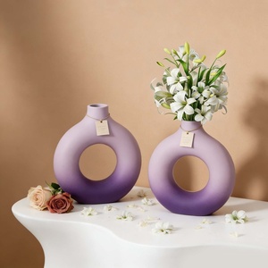 Moules en silicone Early Riser pour vase à fleurs en forme de donut, petits et grands, ovales et rayés, pour moulage décoratif DIY et présentation florale - Product Image 4