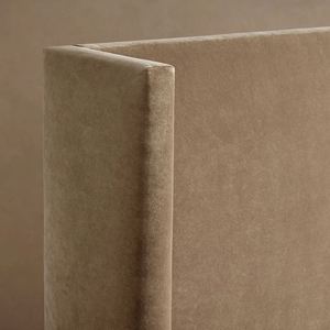 เฟอร์นิเจอร์ห้องนอนทันสมัย เตียงหุ้มเบาะขนาดคิงควีน โครงเตียงไม้ - Product Image 4