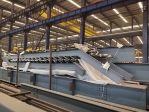 BY Steel Structure <span class=keywords><strong>Group</strong></span> Edificio Prefabbricato Multipiano 2 3 4 5 6 7 8 9 Piani in Acciaio Leggero, Costruzione di Hotel in Struttura d'Acciaio - Product Image 4