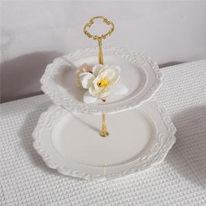 Plateau à gâteaux à trois étages en céramique blanc de luxe européen pour le thé de l'après-midi, plateau à desserts multi-étages pour la maison, les mariages et les restaurants - Product Image 5