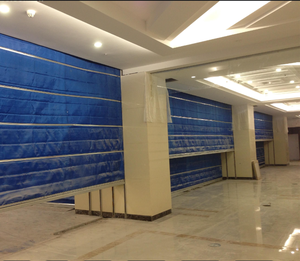 <span class=keywords><strong>Puerta</strong></span> enrollable automática de estilo industrial moderno, tela ignífuga, superficie acabada para <span class=keywords><strong>puerta</strong></span> de <span class=keywords><strong>garaje</strong></span> plegable - Product Image 1