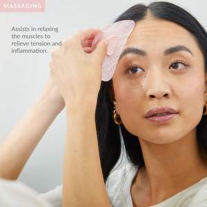 Outil de beauté de conception personnalisée <span class=keywords><strong>Gua</strong></span> <span class=keywords><strong>Sha</strong></span> <span class=keywords><strong>véritable</strong></span> pierre de <span class=keywords><strong>quartz</strong></span> <span class=keywords><strong>rose</strong></span> poignée en silicone pour masser sculpter la boîte de soufflage réduit - Product Image 3