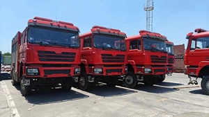 Camión de <span class=keywords><strong>bomberos</strong></span> con tanque de agua pequeño oficial XCMG YZR5110 Precio de camión de lucha contra incendios de <span class=keywords><strong>segunda</strong></span> <span class=keywords><strong>mano</strong></span> - Product Image 2