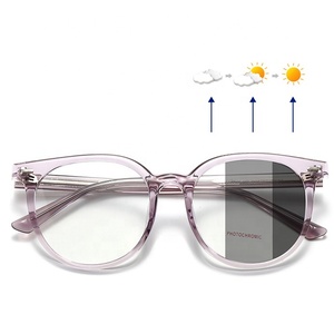 Lunettes photogray unisexes <span class=keywords><strong>anti</strong></span>-reflets bloqueur de <span class=keywords><strong>lumière</strong></span> <span class=keywords><strong>bleue</strong></span> intérieur <span class=keywords><strong>anti</strong></span>-soleil extérieur TR90 insert métallique rond jambe charnière en métal - Product Image 1