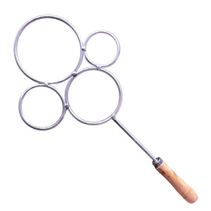 Outil de découpe à quatre anneaux en fer pour bouteilles de verre et de liqueur – Fourniture élégante pour la fabrication artisanale de bouteilles de liqueur - Product Image 1