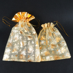 Vente en gros de sachets créatifs en <span class=keywords><strong>organza</strong></span> pour bijoux avec ouverture estampée en or Cadeaux de Noël pour bijoux sacs de bonbons - Product Image 2