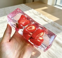 Jouet à presser en forme de fraise non toxique, balle en mousse souple à remontée lente avec motif de fruit pour le développement sensoriel des tout-petits