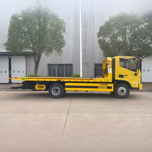 Camion de remorquage rotatif Foton 4X2 8 tonnes, camion de dépannage automatique, camion à plateau pour le remorquage de véhicules - Product Image 6