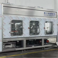 Machine de remplissage et d'emballage de boissons en bouteille entièrement automatique 10000 Bph 4 en 1 Ligne de production d'eau minérale