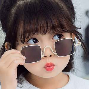 Lunettes de soleil carrées pour enfants, monture petite, style vintage, protection UV400, pour garçons et filles, collection 2021, vente chaude - Product Image 2