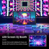 Façade d'affichage LED moderne avec système de changement de couleur de logo personnalisé, conception de cabine DJ portable en treillis