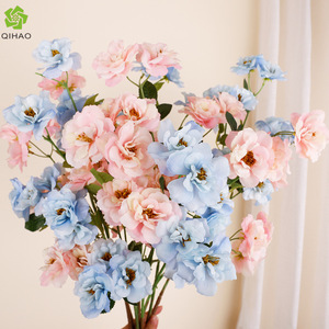 ดอกกุหลาบเล็ก 5 ก้าน แบบ Sweetheart ดอกไม้ประดิษฐ์สูง 73 ซม. สำหรับตกแต่งงานแต่งงาน ทำจากพลาสติกและผ้าไหม - Product Image 5