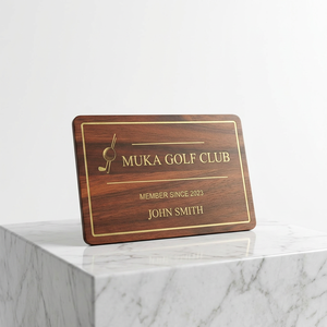Tarjeta VIP de madera con logotipo grabado, chip NTAG215 de 13.56 MHz para club de golf - Product Image 2