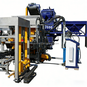 Macchina automatica per la produzione di blocchi ad incastro ad alta efficienza, molto popolare, modello QT6-15, in vendita. - Product Image 2