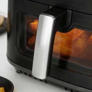 Friteuse à air numérique à grande capacité 9L 10.5L avec écran tactile et fenêtre d'observation, 1800W - Product Image 3