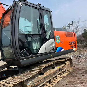 รถขุดฮิตาชิ ZX200-5A มือสอง ขนาด 20 ตัน เครื่องยนต์คัมมินส์ บุ้งกี๋ 1.0 เมตร เกียร์และปั๊ม ประสิทธิภาพเชื่อถือได้ - Product Image 1