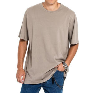 Oem Custom all'ingrosso cina nuova moda di qualità lungo fresco oversize <span class=keywords><strong>abiti</strong></span> da strada in bianco goffrato t-shirt per gli uomini - Product Image 1