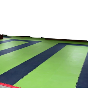 Planches de sol modulaires en vinyle ignifuge de qualité supérieure de 7 mm pour zone de production en ligne continue en usine - Product Image 1