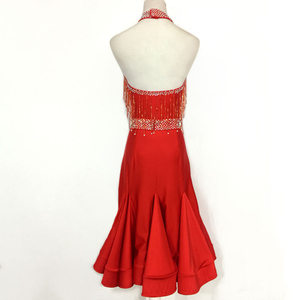 ชุดแข่งขันลาติน WDSF สำหรับสุภาพสตรี แบบคอเสื้อผูกหลังประดับมุกและพู่ห้อย สำหรับเต้นซัลซ่าและรัมบา - Product Image 5