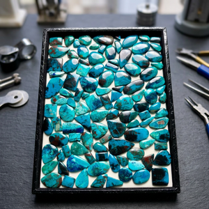 Lot en gros de cabochons de pierres précieuses naturelles en azurite et malachite, pierres plates pour bijoutiers MAHNAJ GEMS - Product Image 2