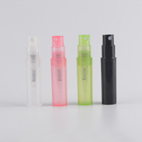En gros 2ml mini En Plastique parfum atomiseur vaporisateur bouteille poche taille pour extérieur